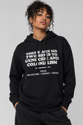 Schwarzer Hoodie mit weißem Schriftaufdruck